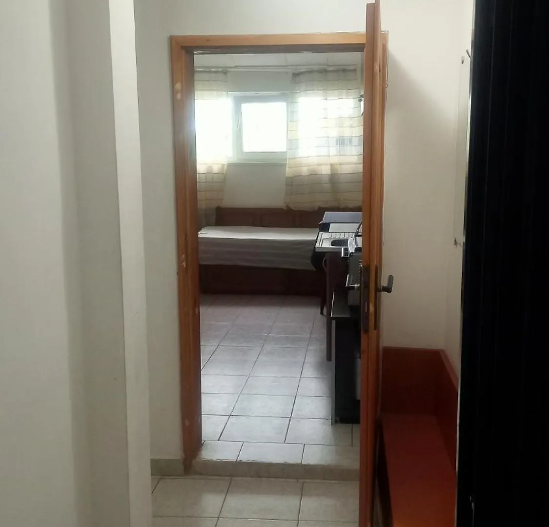 Мезонет, 300 М Море, Топ Центр Várna Bulgária